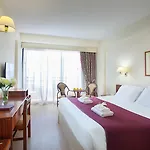 Hotel Odysseia Kapetanios 4*