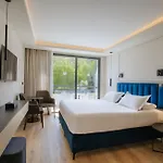 Odysseia Kapetanios Hotel 4*