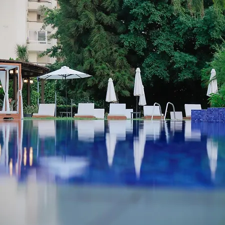 فندق Odysseia Kapetanios 4*