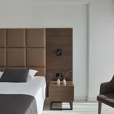 Odysseia Kapetanios 4*