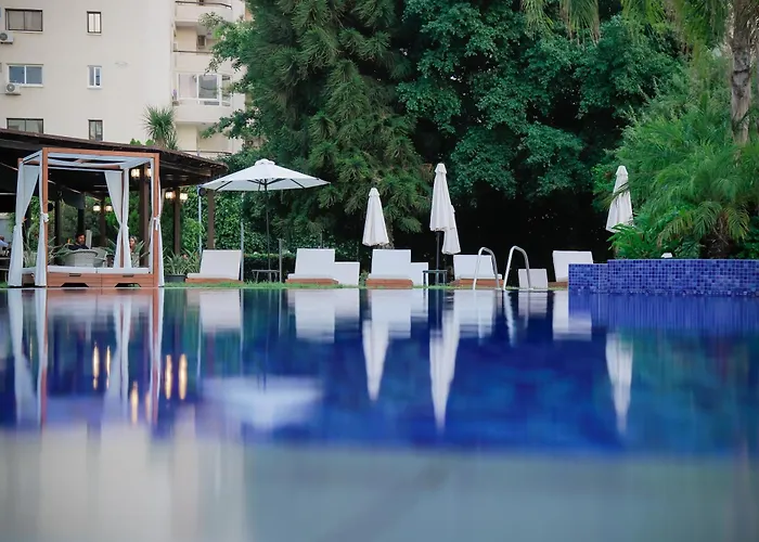 Hotel Odysseia Kapetanios 4*