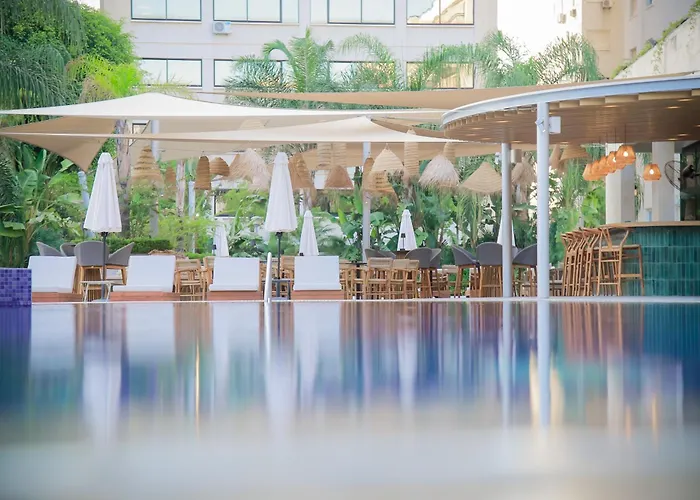 Odysseia Kapetanios Hotel 4*