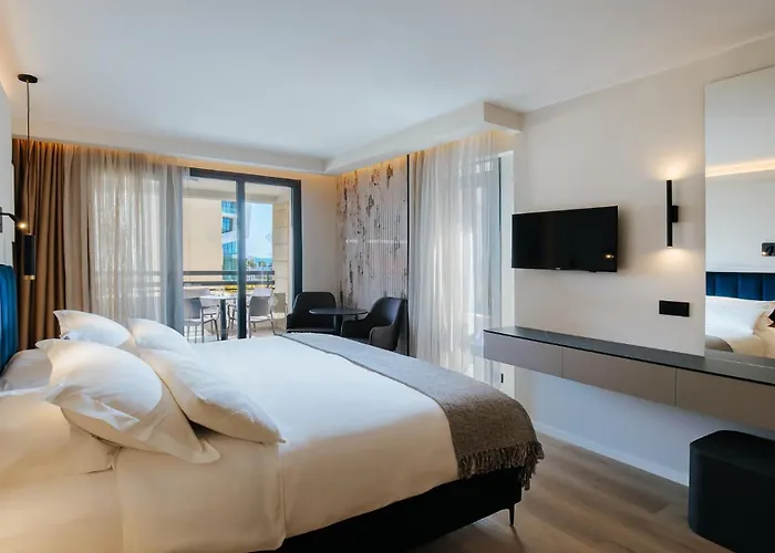 Hotel Odysseia Kapetanios 4*