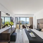 Odysseia Kapetanios 4* לימסול