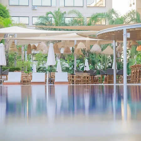 Odysseia Kapetanios Otel 4*