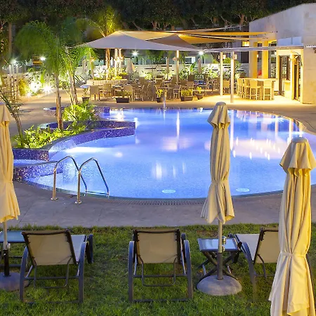 Odysseia Kapetanios 4* Limassol