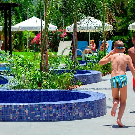 Odysseia Kapetanios 4* Limassol