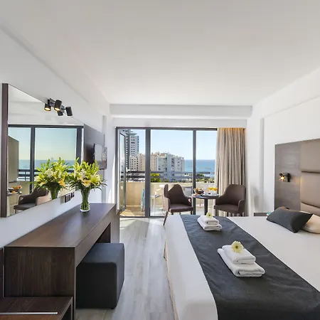 Odysseia Kapetanios 4* Limassol