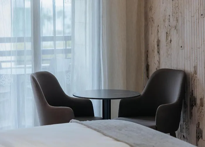 Odysseia Kapetanios Hotel 4*