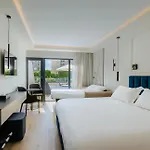 Odysseia Kapetanios Hotel